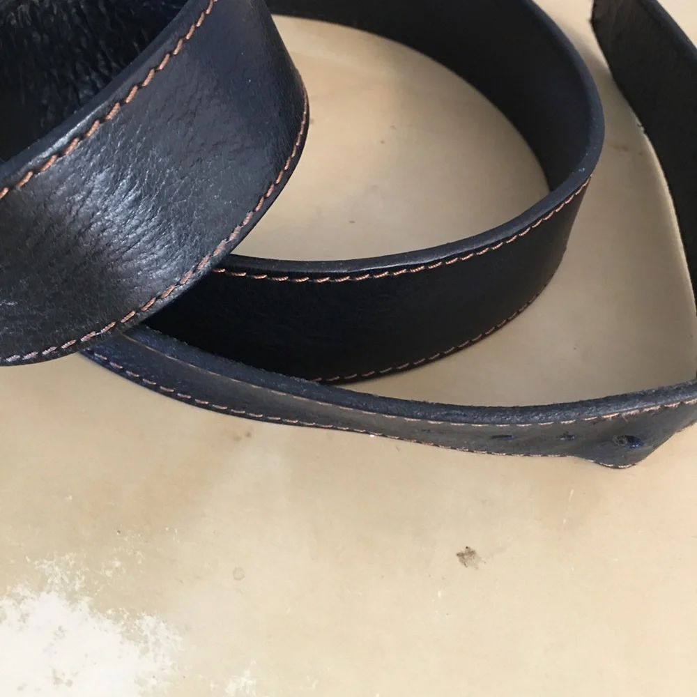 Allen Edmonds pebbled leather belt black size 42